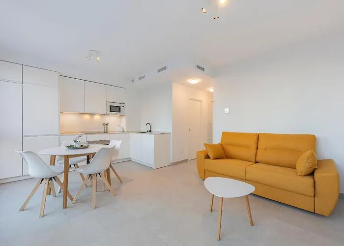 Apartments Malaga Vicente Gomez De Cadiz One